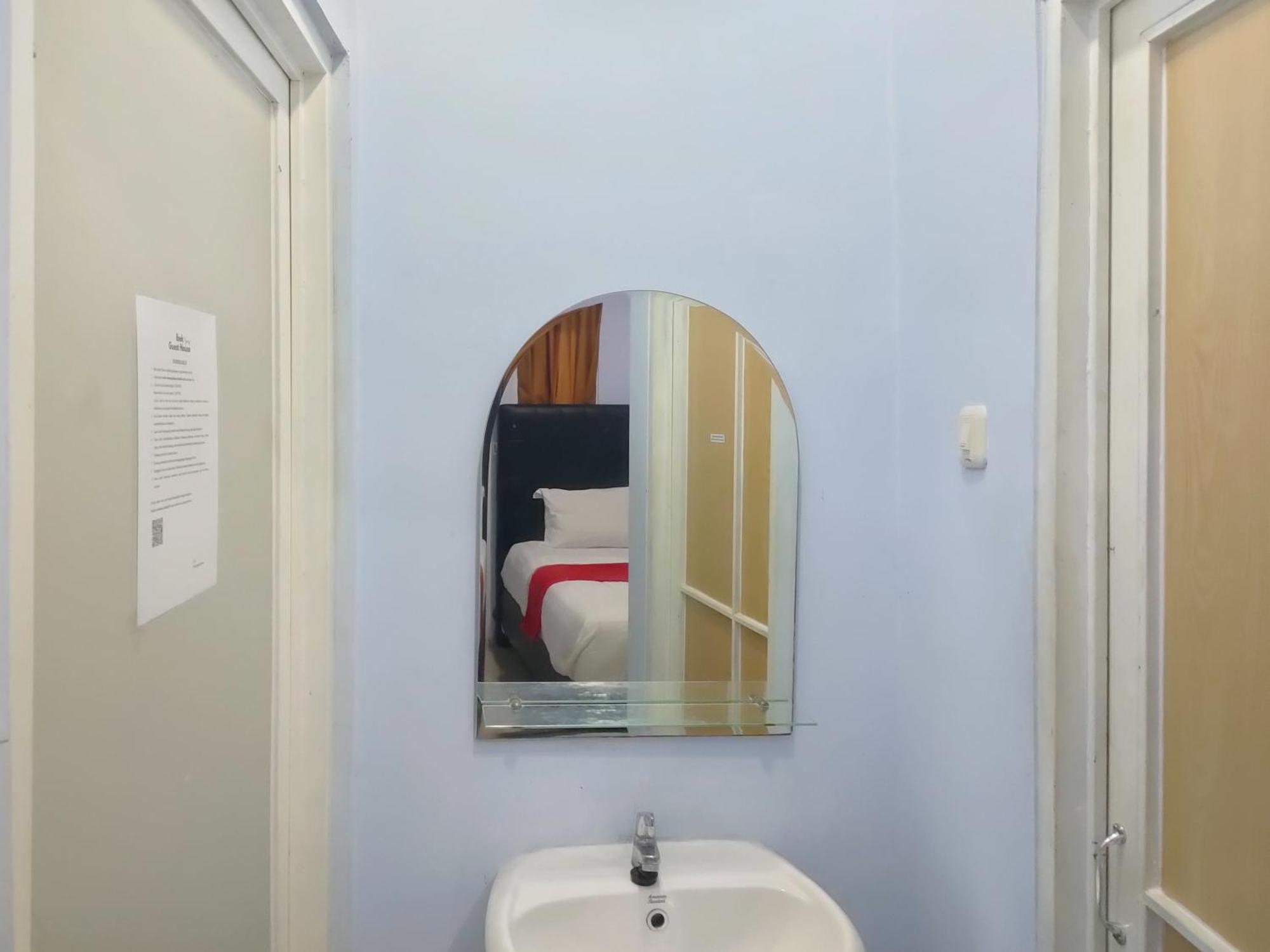 Reddoorz Syariah Near Stasiun Wates Hotell Wates  Eksteriør bilde