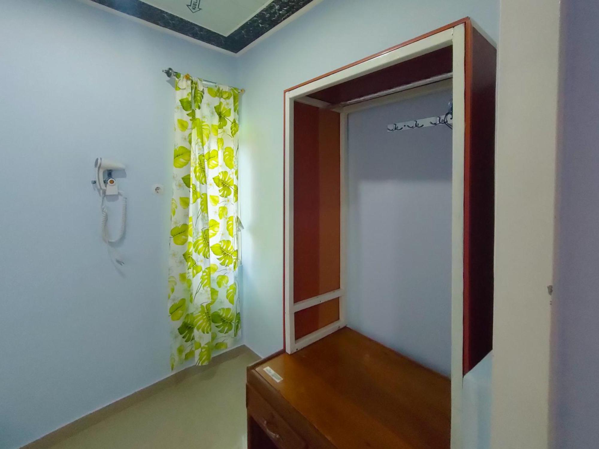 Reddoorz Syariah Near Stasiun Wates Hotell Wates  Eksteriør bilde